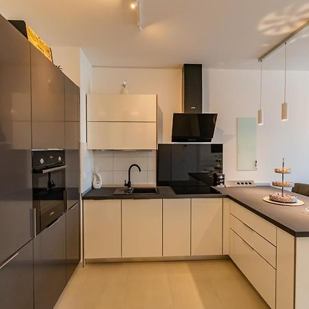 Flexible Selfcheckins 25 - Zagreb - Garage - Loggia - New - Luxury 아파트 외부 사진