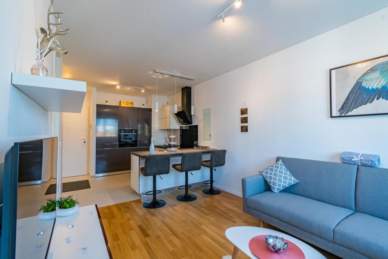 Flexible Selfcheckins 25 - Zagreb - Garage - Loggia - New - Luxury 아파트 외부 사진