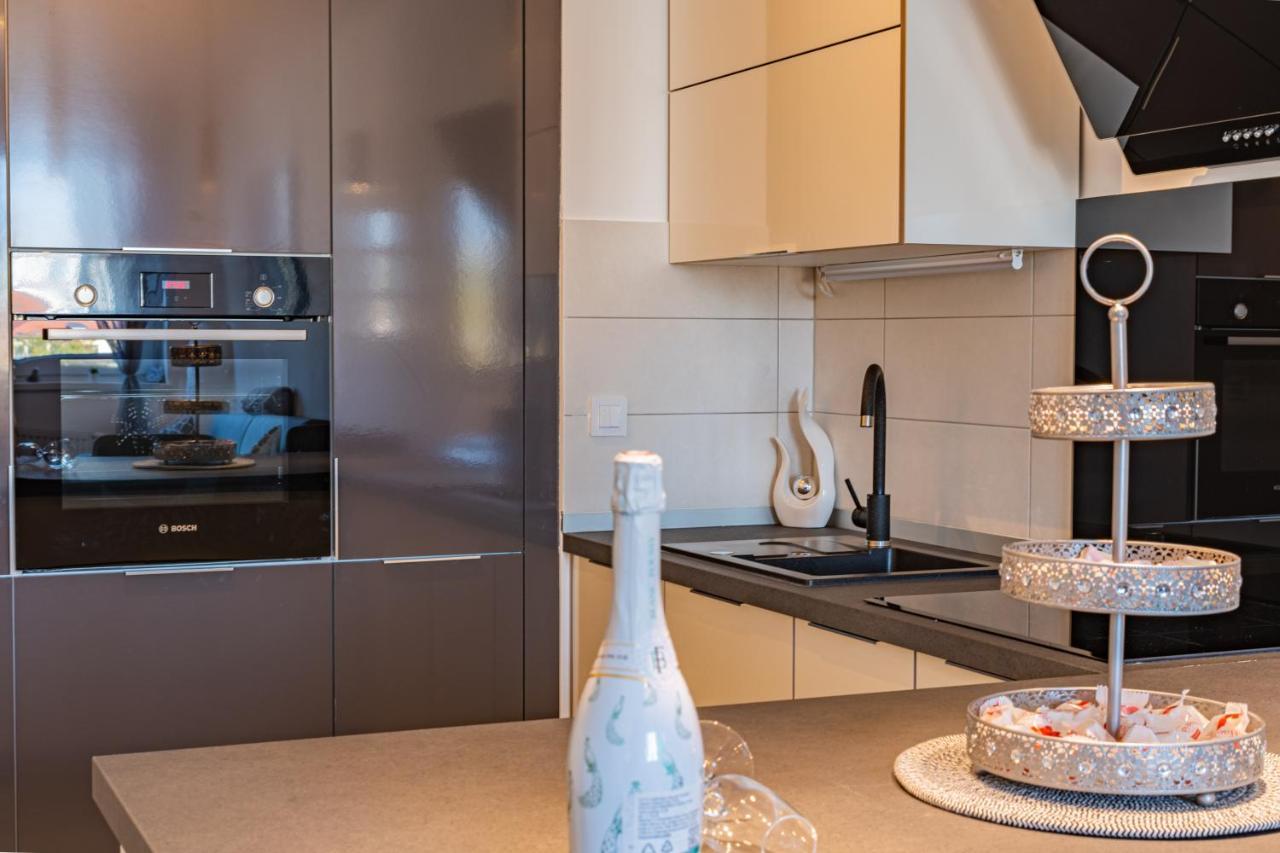 Flexible Selfcheckins 25 - Zagreb - Garage - Loggia - New - Luxury 아파트 외부 사진